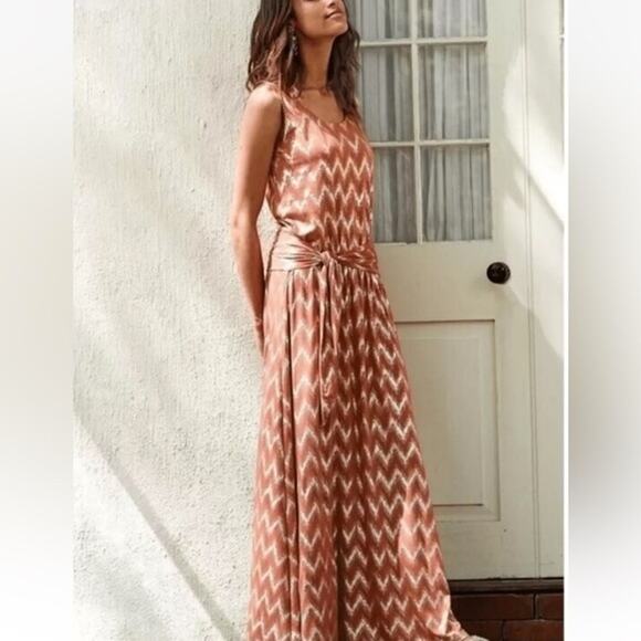 Soft Surroundings NEW Alassandra Chevron Gold Zig Zag Maxi Dress SZ L - Picture 2 of 9